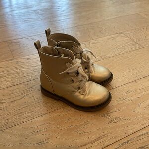 Toddler gold boots
